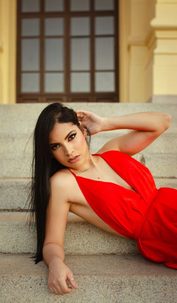 Mujer joven y seductora